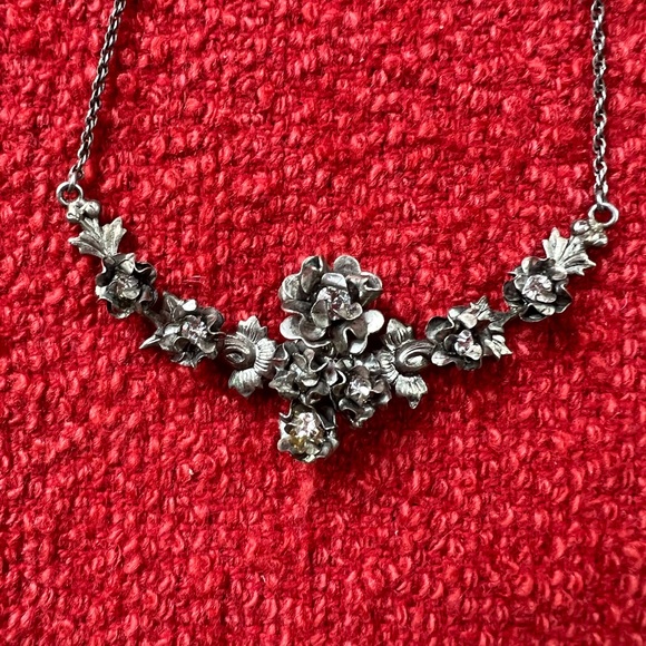 RARE - Virgins Saints & Angels Necklace - Picture 5 of 11